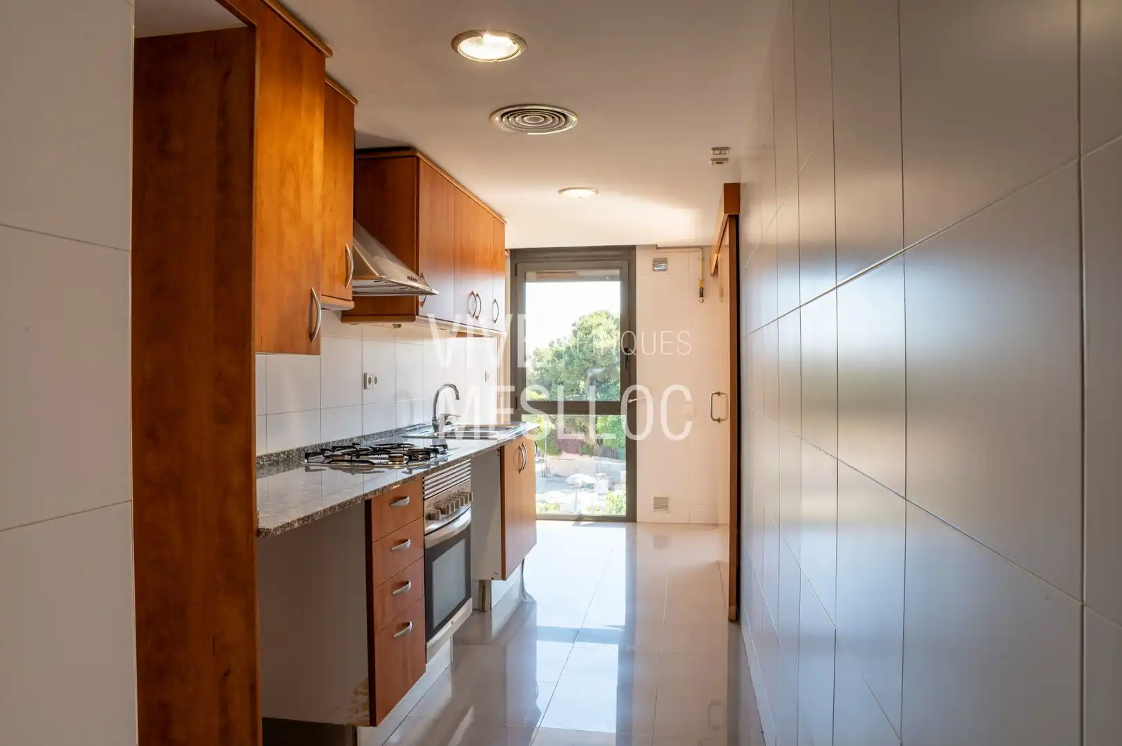 Kitchen of Flat for sale in El Masnou  with Heating, Terrace and Storage room