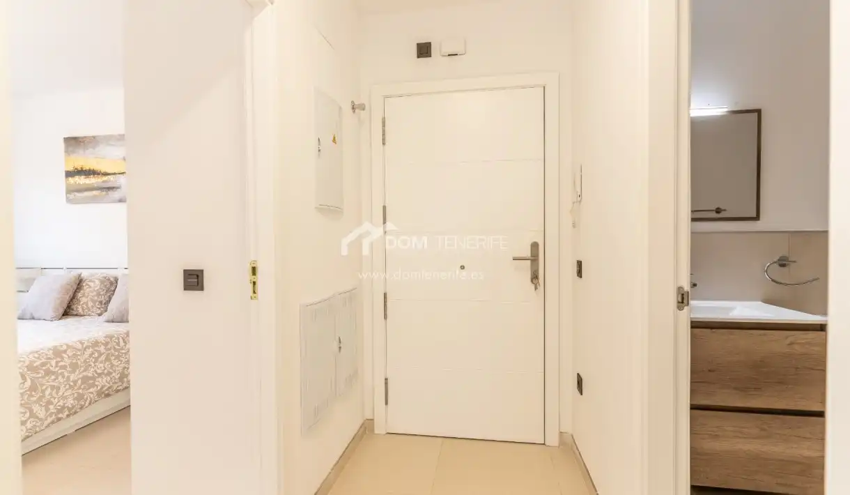 Piso en venta en Adeje con Terraza, Trastero y Piscina