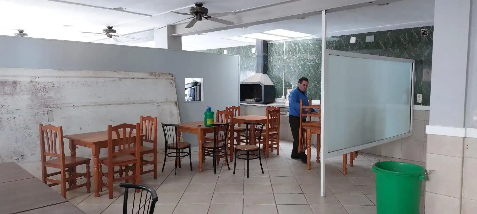Local de lloguer en Alcanar amb Aire condicionat