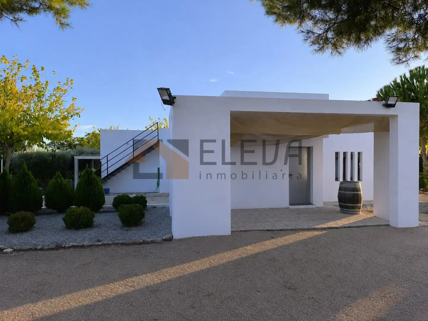 Vista exterior de Finca rústica en venta en La Roda con Jardín privado