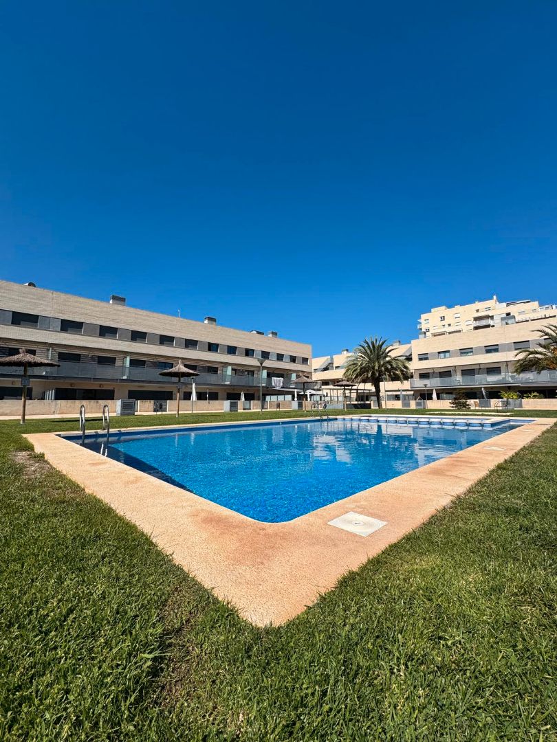 Casa adosada en venda a Carrer Lepant, Platja de la Pobla de Farnals
