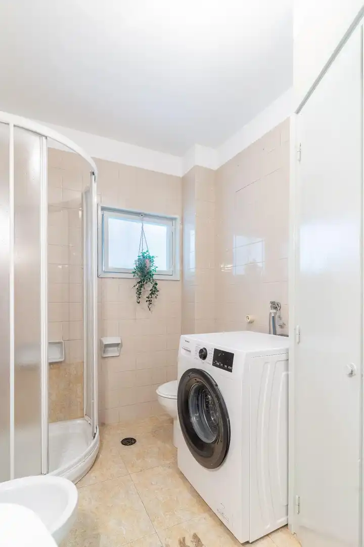 Bathroom of Flat for sale in Aller  with Terrace, Storage room and Furnished