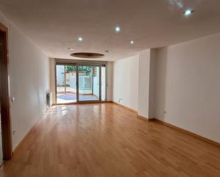Living room of Planta baja for sale in Terrassa  with Heating, Parquet flooring and Terrace
