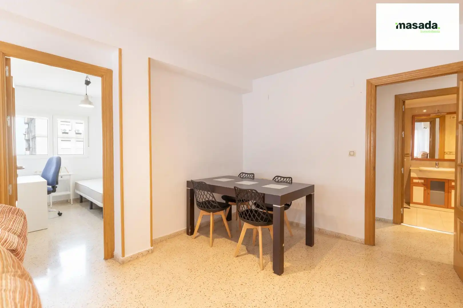 Comedor de Piso en venta en Granada con Aire acondicionado, Calefacción y Amueblado