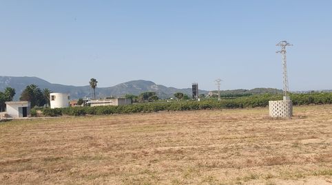 Terreno en Riola con caseta