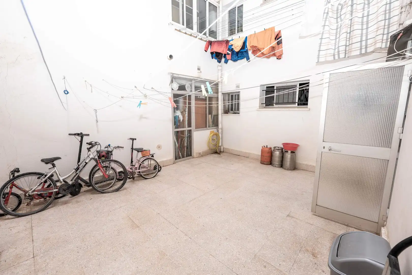 Piso en venta en Fuengirola con Terraza, Amueblado y Balcón