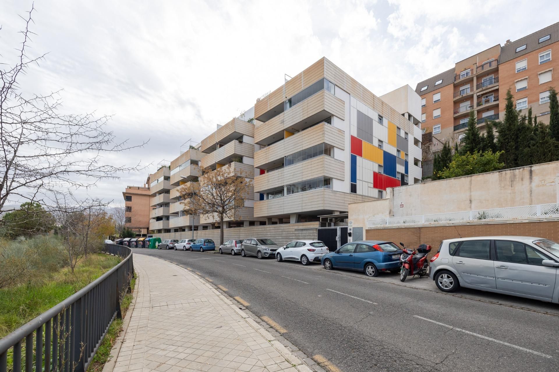 Exterior view of Flat for sale in  Granada Capital  with Heating, Terrace and Balcony