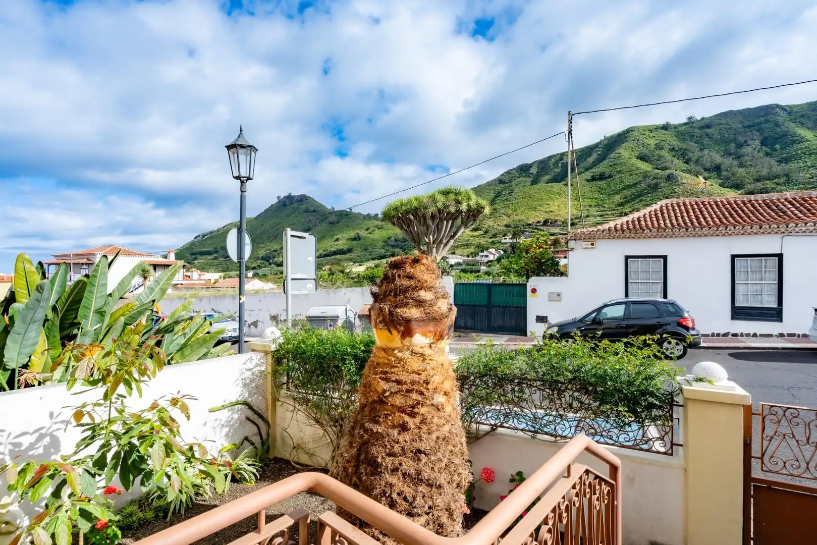 Vista exterior de Casa adosada en venda en Tegueste amb Terrassa i Traster