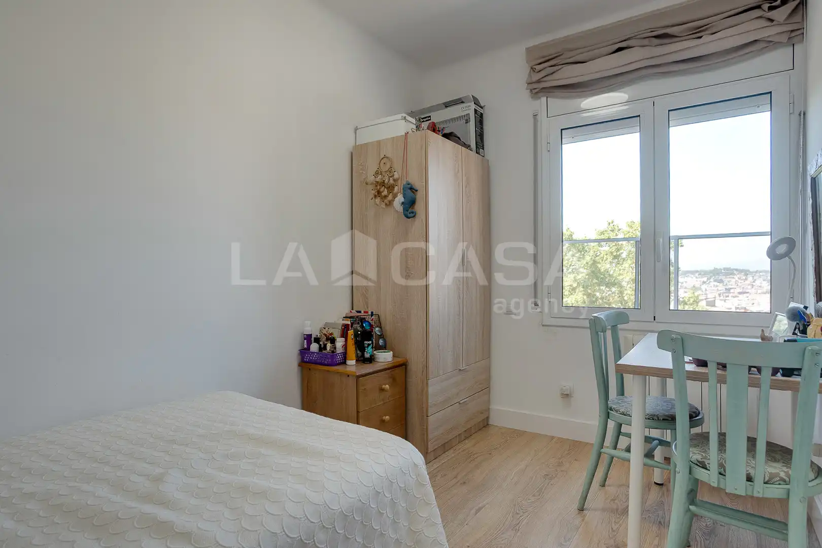 Schlafzimmer von Einfamilien-Reihenhaus zum Verkauf in Les Franqueses del Vallès mit Klimaanlage, Heizung und Parkett