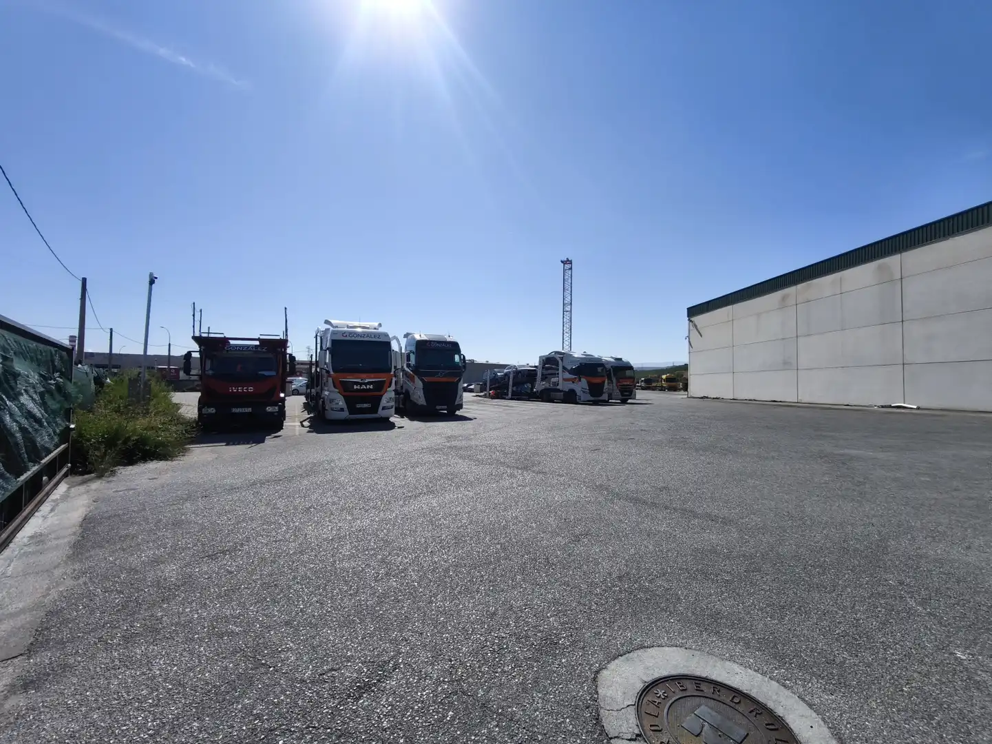 Parking de Nave industrial en venta en Agoncillo