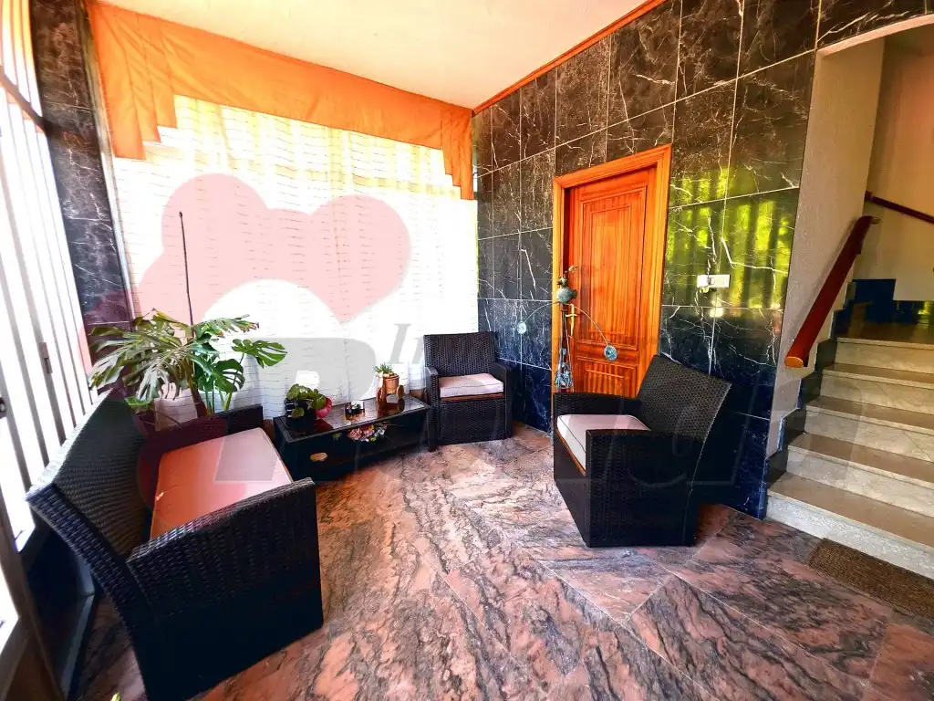 Houses for sale in Lugo  with Terrace and Furnished
