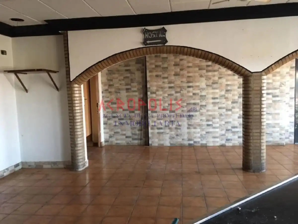 Buildings for sale in Roperuelos del Páramo, León