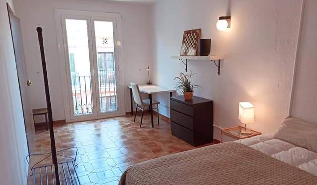 Piso en Venta en Carrer de Ferran en Barri Gòtic