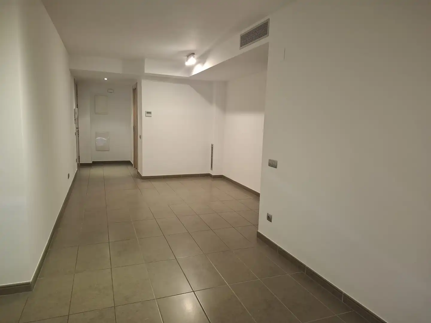 Wohnung zur Miete in Centre