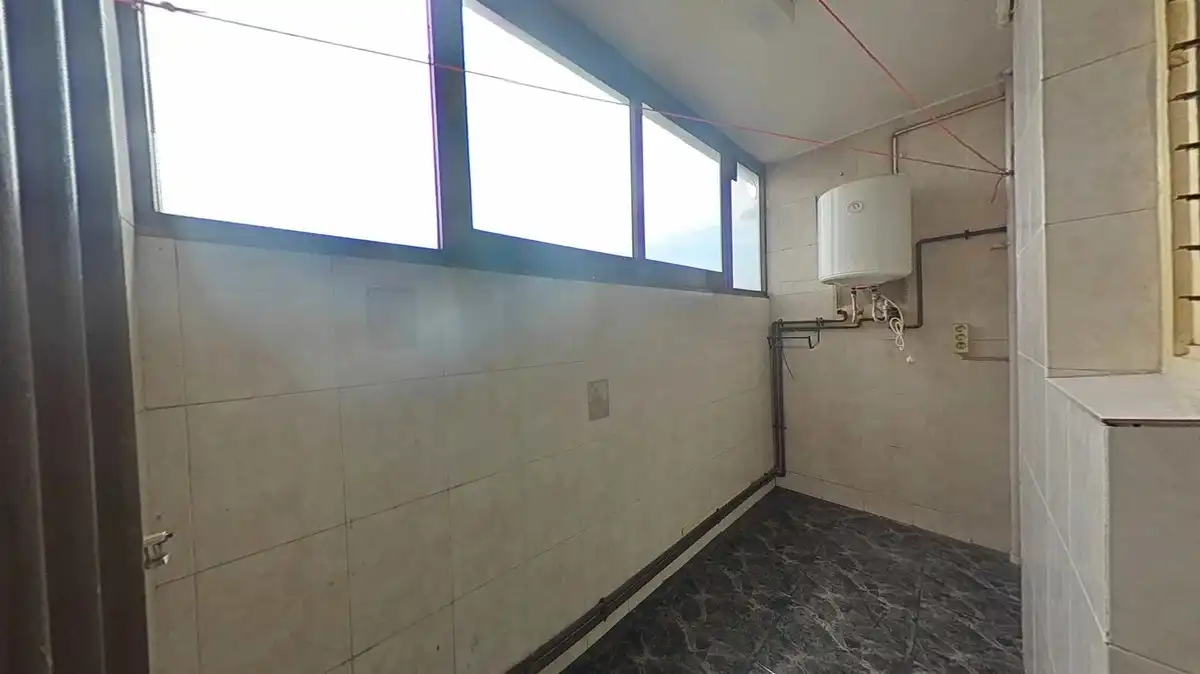 Bany de Pis en venda en Montcada i Reixac amb Calefacció