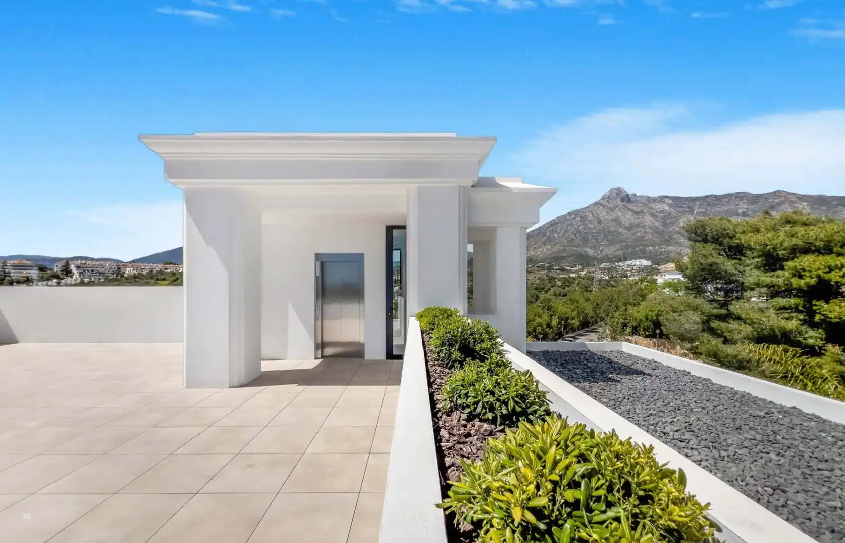 Casa o xalet en venda a Calle Sierra Bermeja, 19, Lomas de Marbella Club