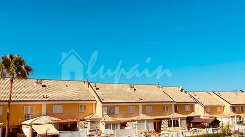 Foto 3 de Casa adosada en venda a Playa de las Américas, Santa Cruz de Tenerife