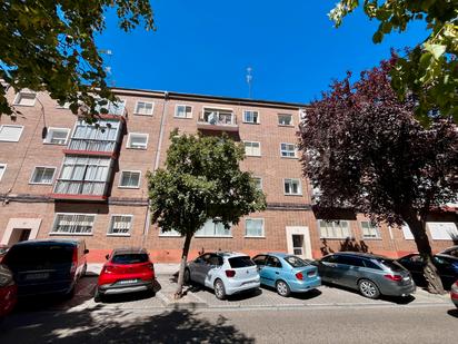 Vista exterior de Pis en venda en Valladolid Capital amb Balcó