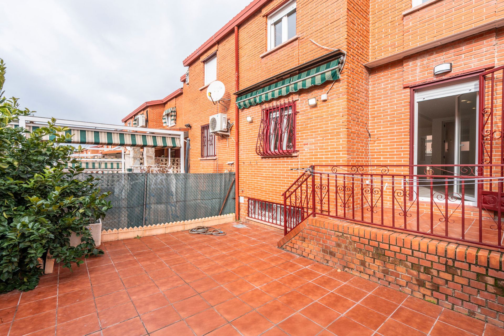 Terrace of Single-family semi-detached for sale in Mejorada del Campo  with Heating