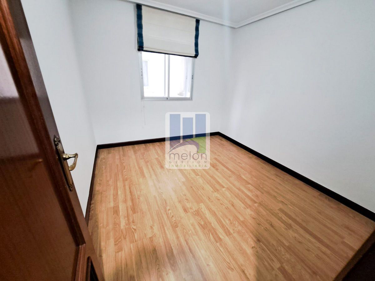 Habitación de Piso en venta en Burgos Capital con Trastero