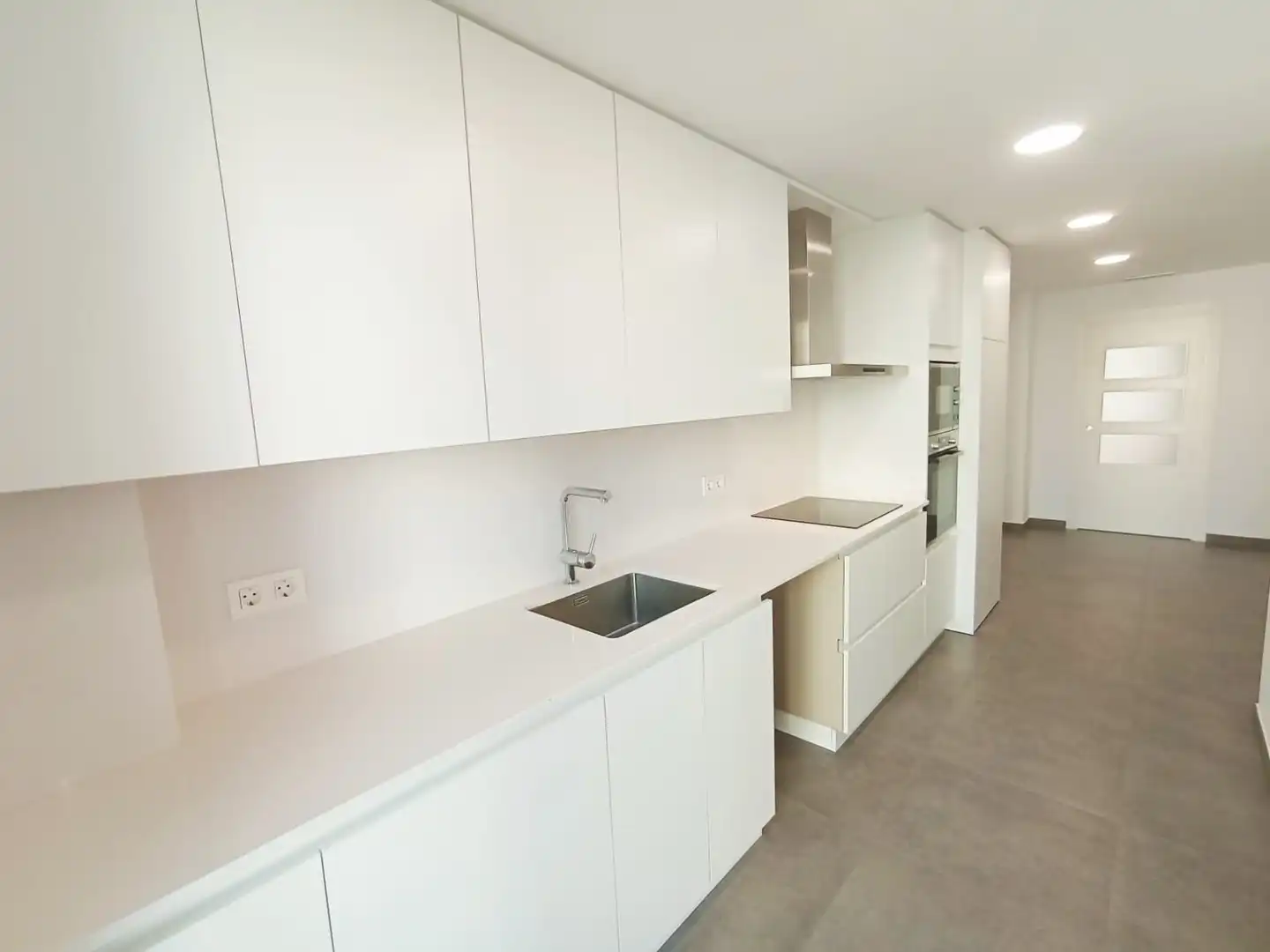 Kitchen of Flat for rent in Terrassa  with Air Conditioner and Heating
