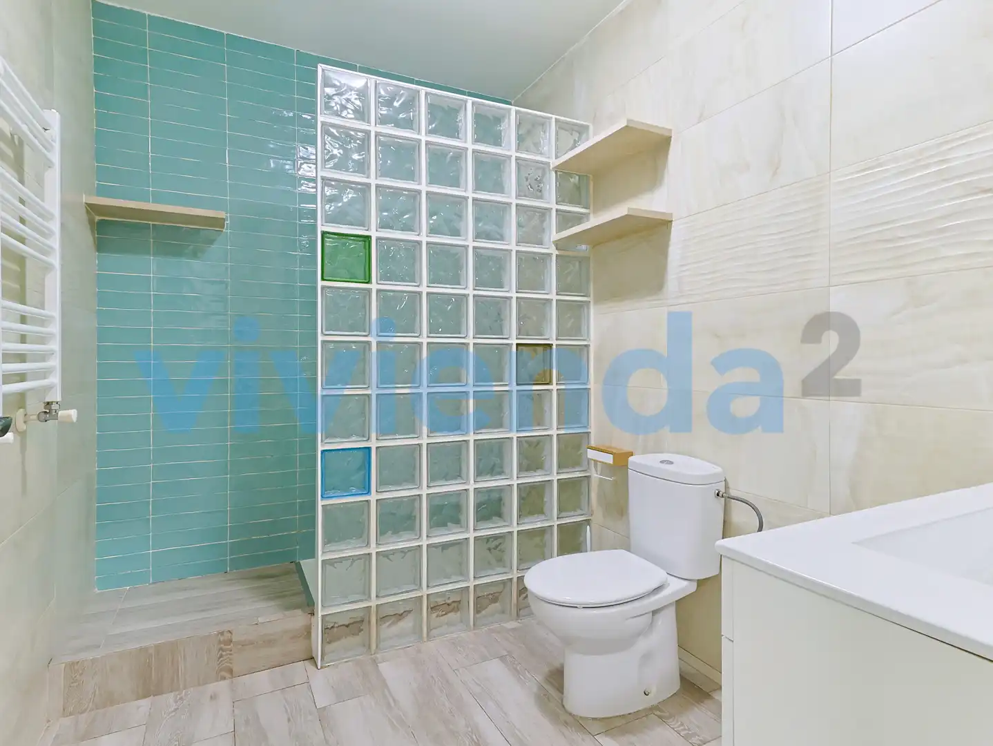 Baño de Piso en venta en Madrid con Calefacción y Balcón