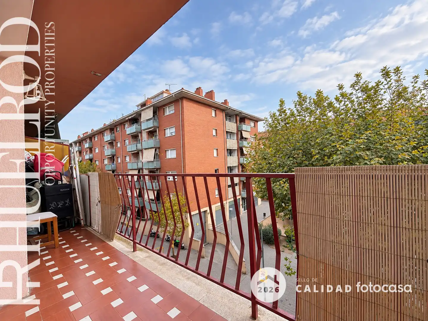 Vista exterior de Pis en venda en Vilassar de Mar amb Forn, Balcó i Internet