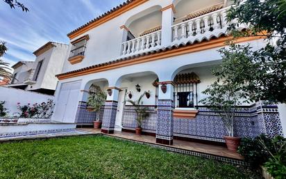 Exterior view of House or chalet for sale in San Fernando  with Air Conditioner, Heating and Private garden
