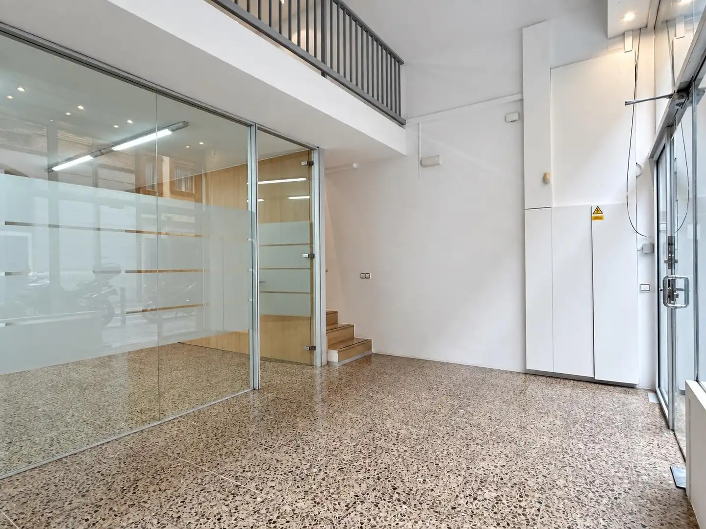 Oficina de alquiler en Les Corts