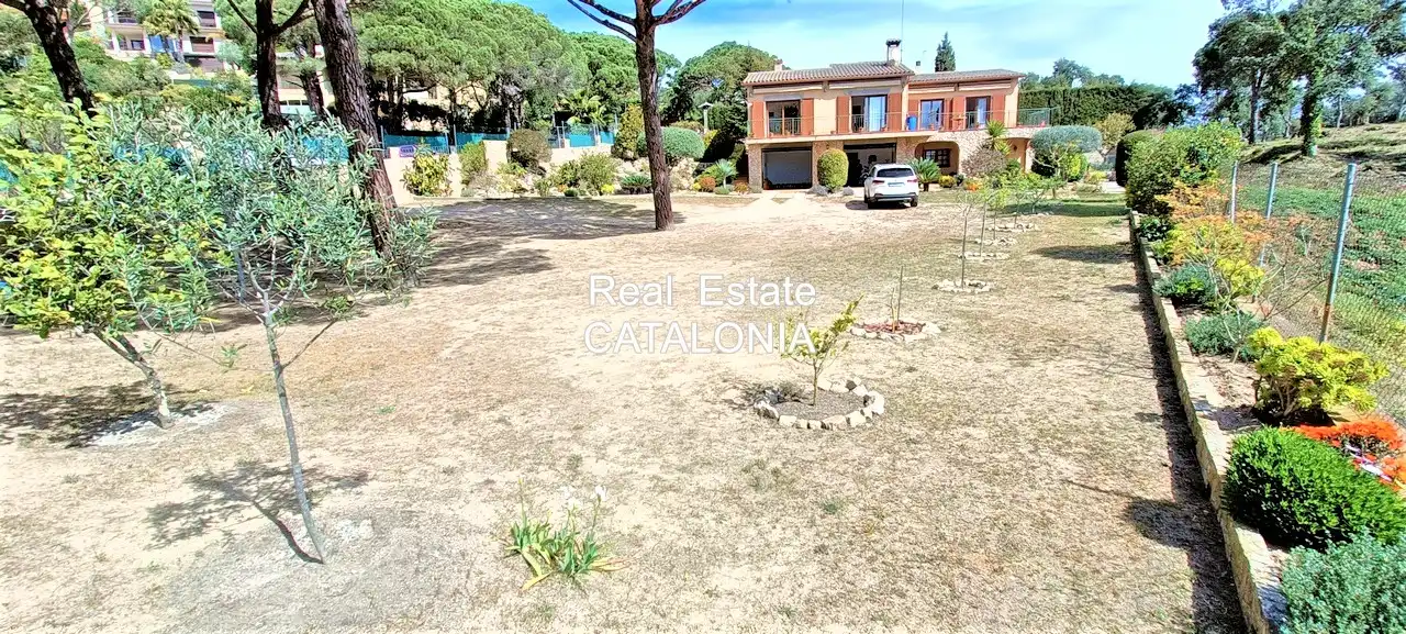 Vista exterior de Casa o chalet en venta en Lloret de Mar con Calefacción, Jardín privado y Terraza