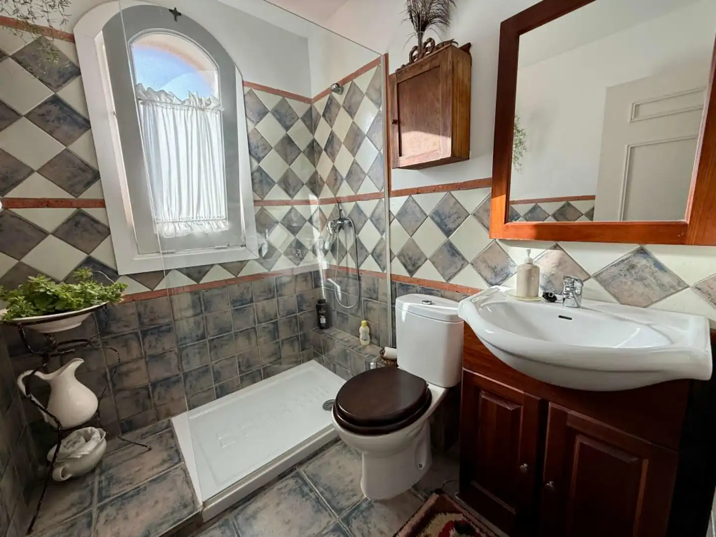 Bathroom of Detached homes for sale in Marbella  with Terrace, Swimming Pool and Community pool