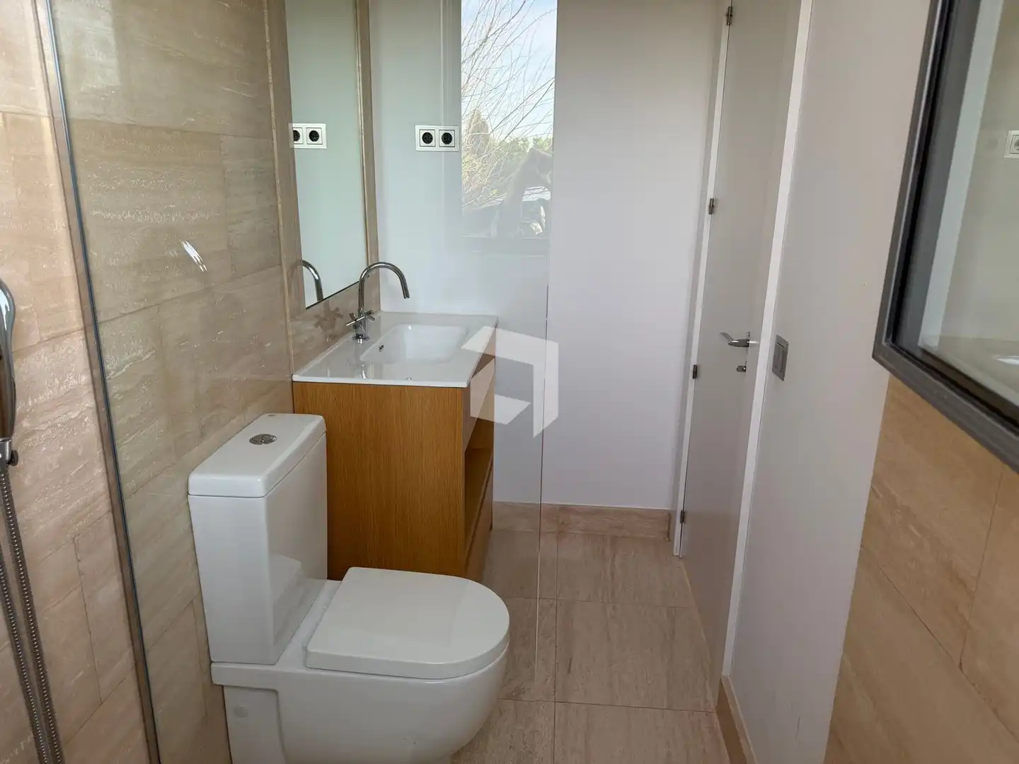 Baño de Ático en venta en Madrid con Aire acondicionado, Calefacción y Parquet