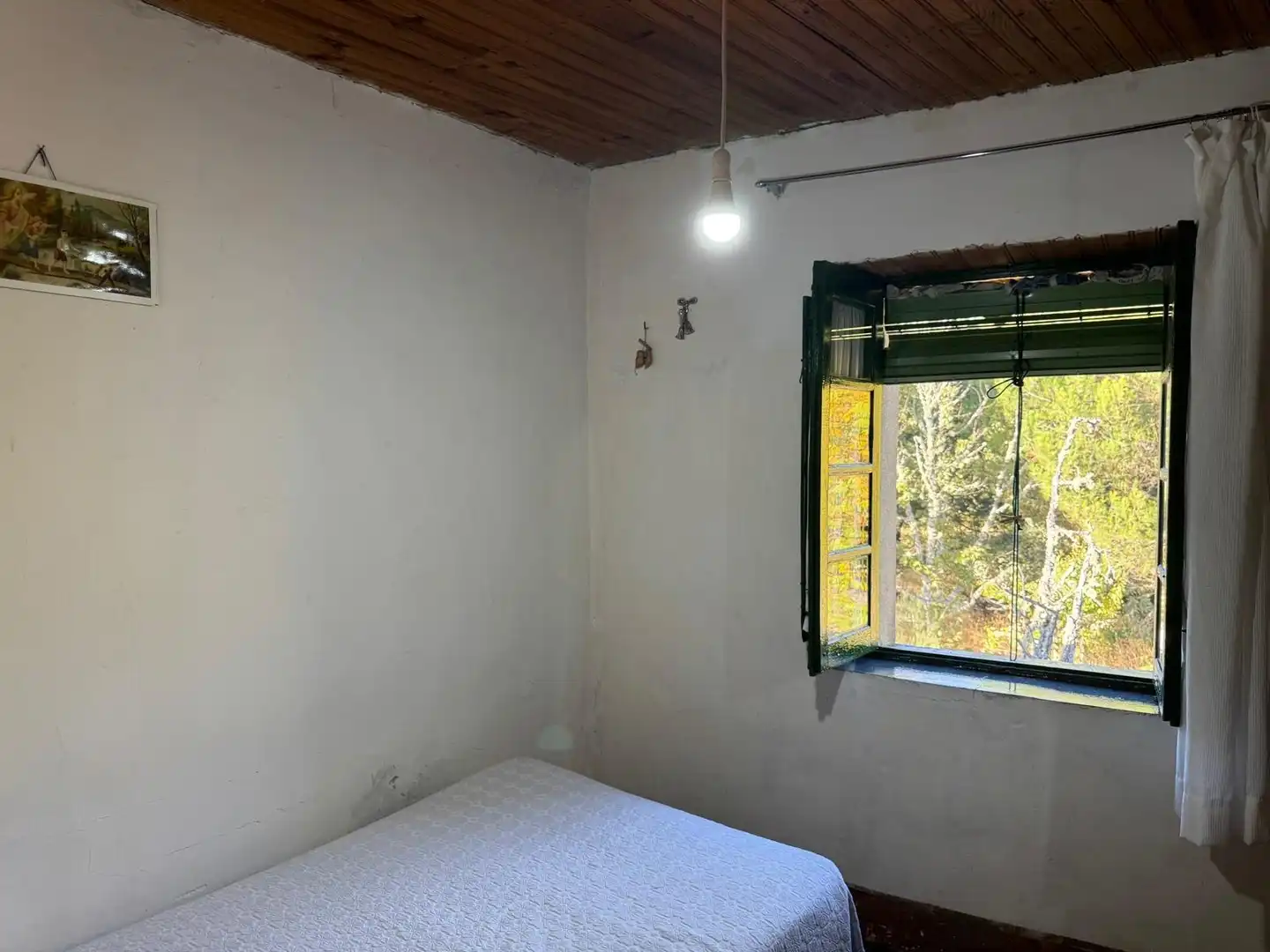Habitación de Finca rústica en venta en Palacios de Sanabria con Jardín privado, Amueblado y Balcón
