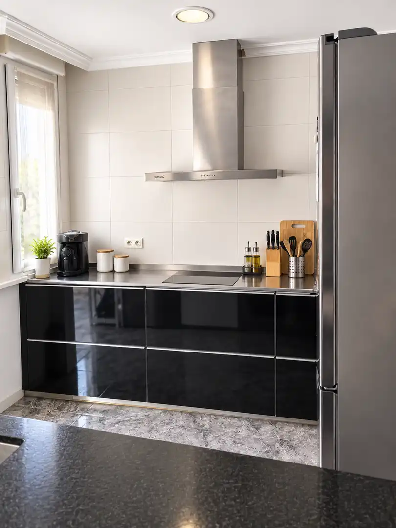 Kitchen of Flat for sale in Deusto