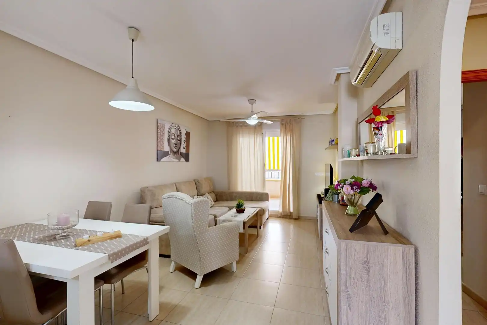 Sala de estar de Apartamento en venta en Cartagena con Aire acondicionado, Calefacción y Jardín privado