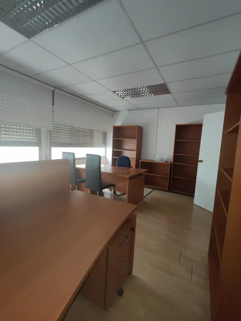 Ufficio con ascensore in affitto a Logroño - Vara de Rey