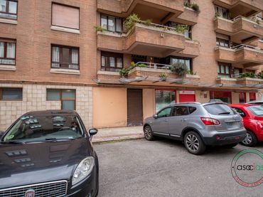 Locale commerciale in vendita a Gijón - CL FERNANDO EL SANTO 25