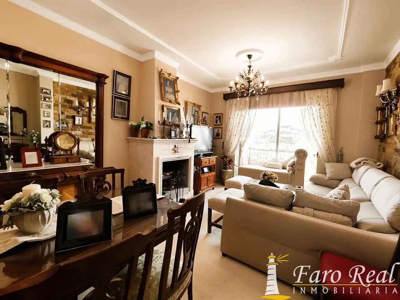 Sala d'estar de Casa o xalet en venda en Sanlúcar de Barrameda