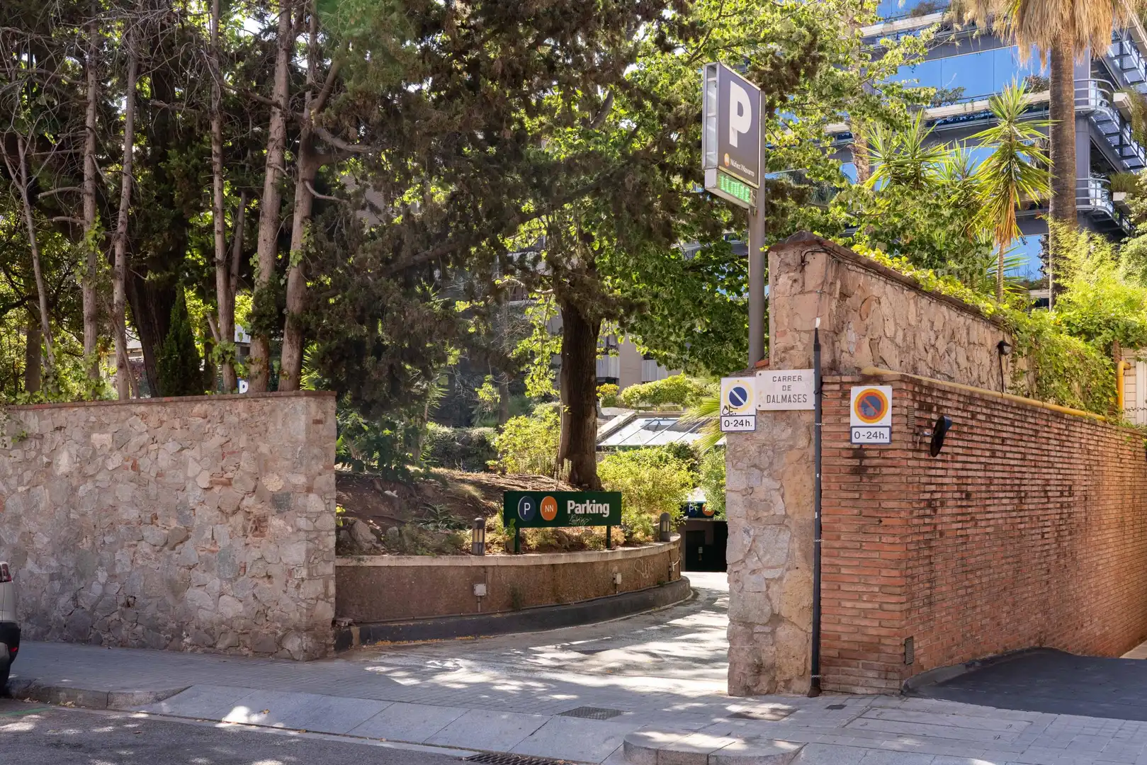 Parking of Garage for rent in Barcelona