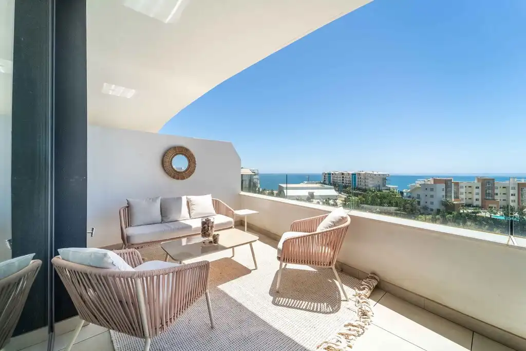 Apartament amb piscina en venda a El Higuerón