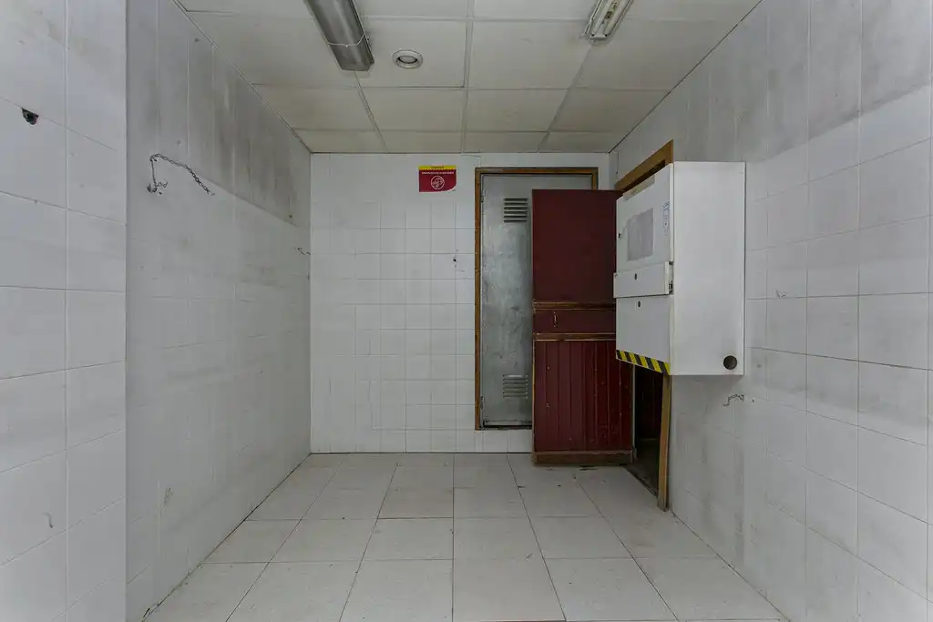 Business premises for sale in C/ Galileu, imagen 17