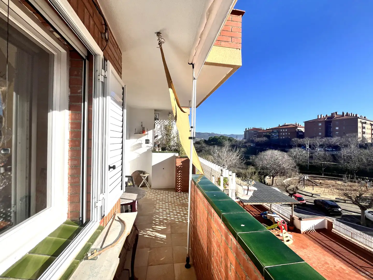 Terraza de Piso en venta en Santa Coloma de Cervelló con Calefacción, Parquet y Horno