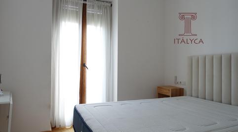 Foto 4 de Piso de alquiler en Calle Vulcano, Feria,  Sevilla Capital