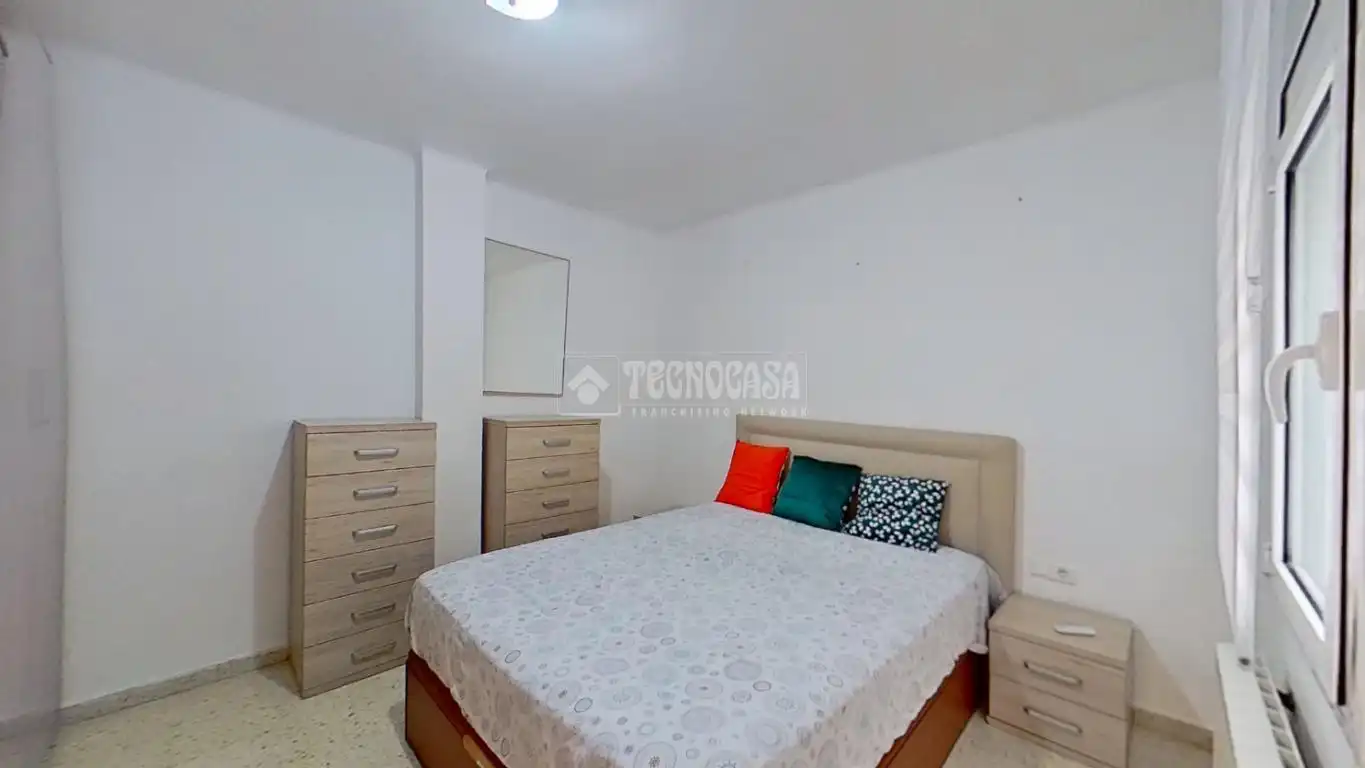 Bedroom of Flat for sale in Manresa  with Air Conditioner, Heating and Balcony
