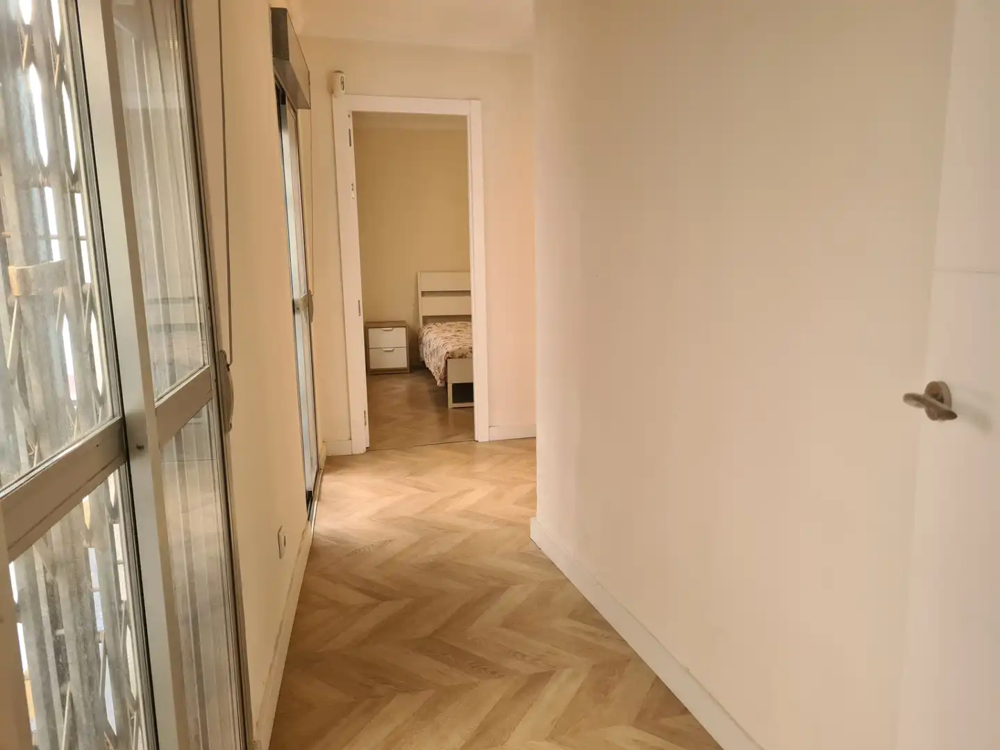 Flat for sale in Sevilla  with Air Conditioner, Storage room and Balcony