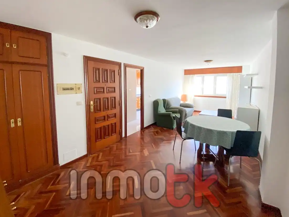 Sala de estar de Piso en venta en A Coruña Capital  con Parquet y Trastero