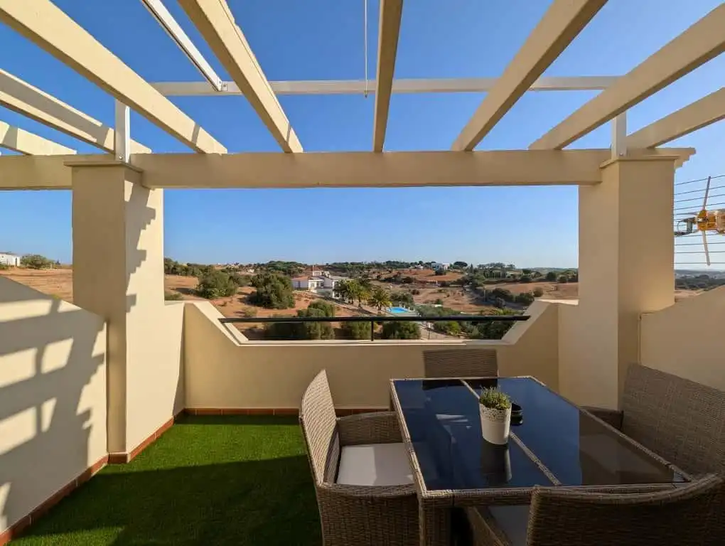 Terrasse von Wohnung zum Verkauf in Ayamonte mit Klimaanlage, Terrasse und Gemeinschaftspool