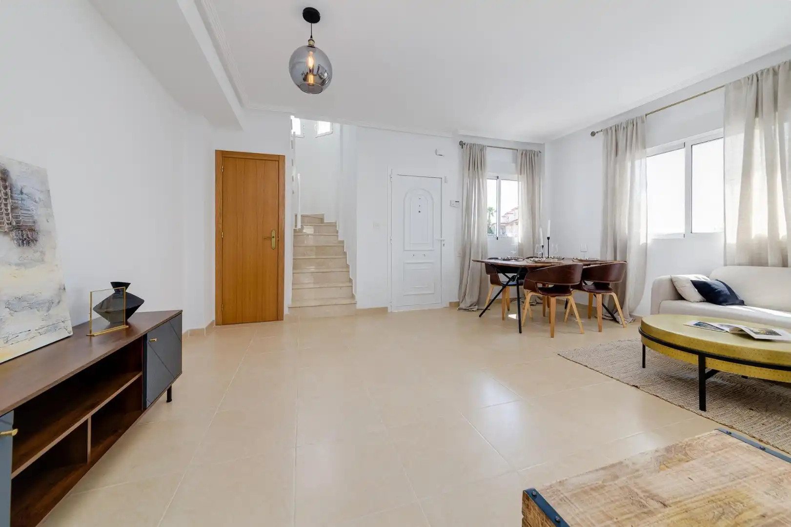 Sala de estar de Casa adosada en venta en San Fulgencio con Jardín privado, Terraza y Piscina comunitaria