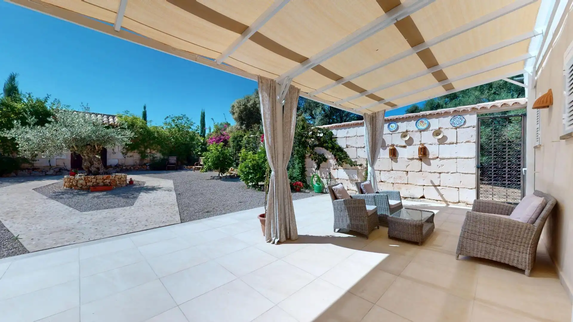 Terrassa de Finca rústica en venda en Sencelles amb Aire condicionat, Calefacció i Jardí privat