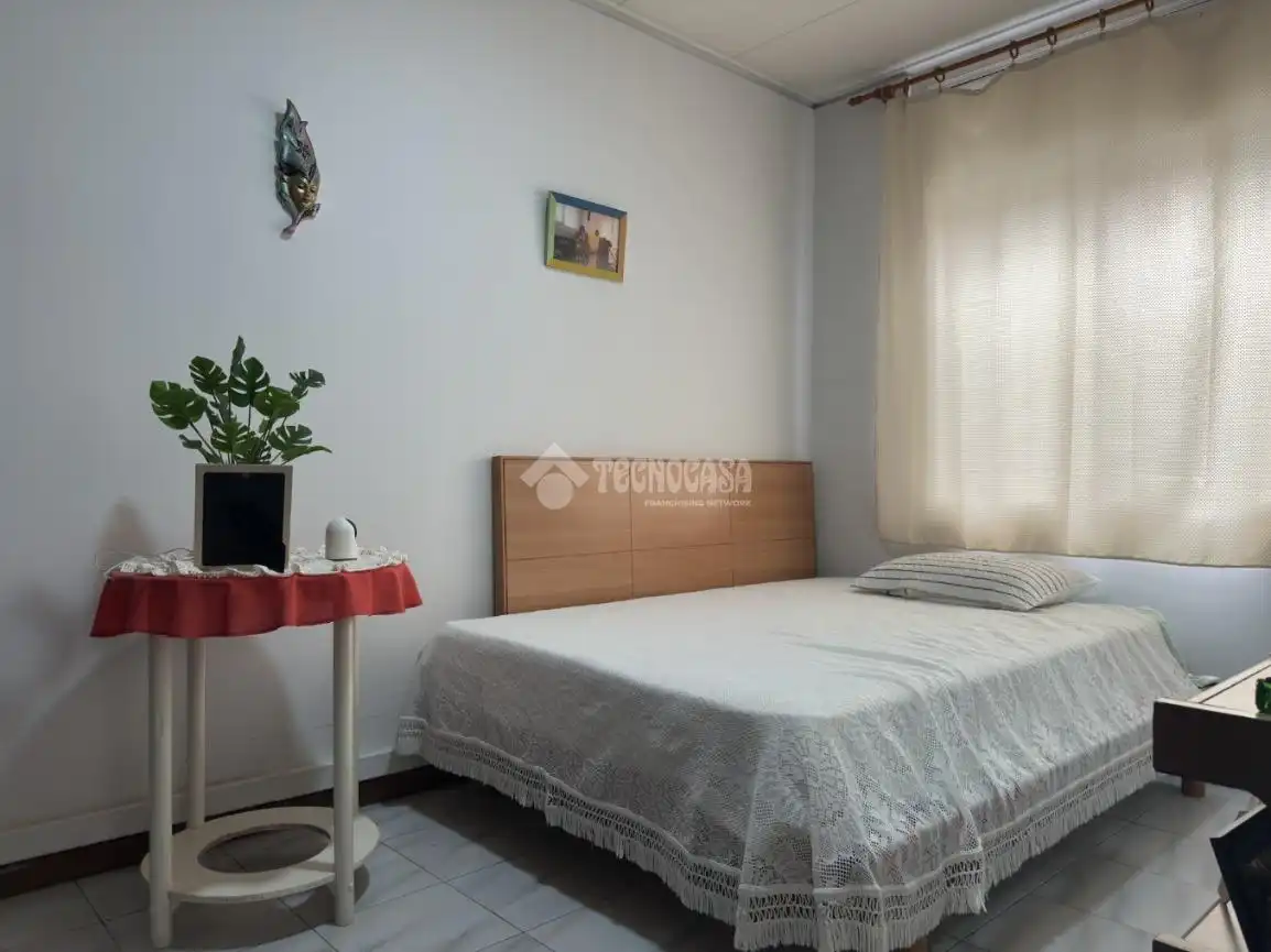 Casa aparellada en venda a Creu de Barberà - Sector Sud, imagen 2